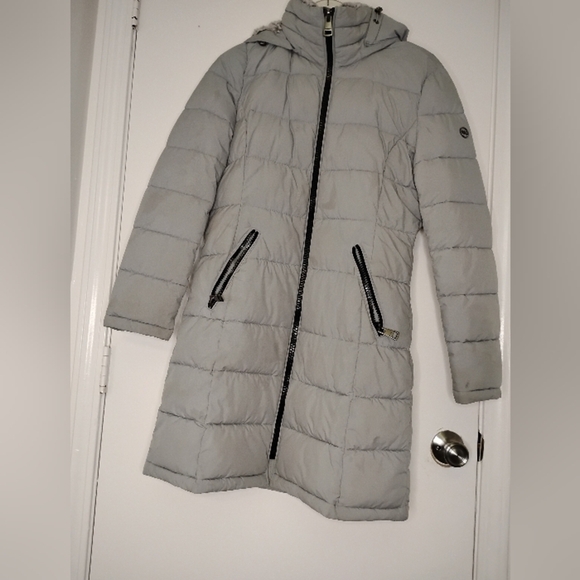 Andrew Marc Women's Gray Puffer Jacket - Picture 3 of 6